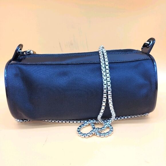 Authentic Gucci Mini Crossbody Bag - Picture 1 of 9